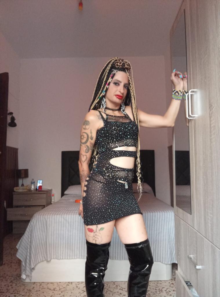 Chica busca chico en Cádiz: Chica busca chico