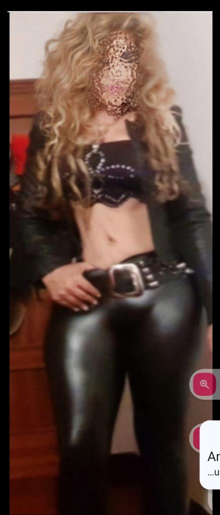 614006330: Chica busca chico en Cantabria