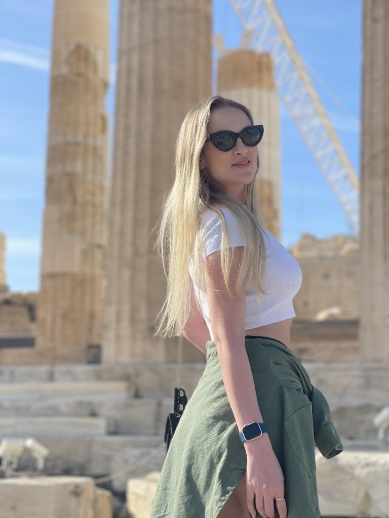 667041524: Chica busca chico en La Coruña