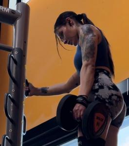 661141674: Chica busca chico en Mallorca