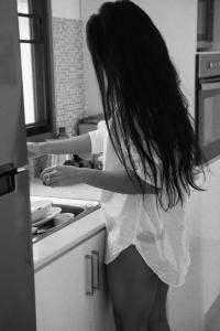 612247848: Chica busca chico en Madrid