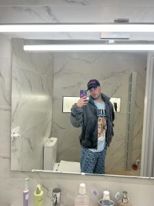 695685844: Chico busca chica en Madrid