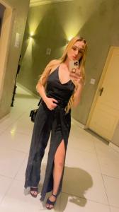 667041524: Chica busca chico en La Coruña