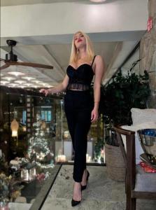 611074800: Chica busca chico en Madrid