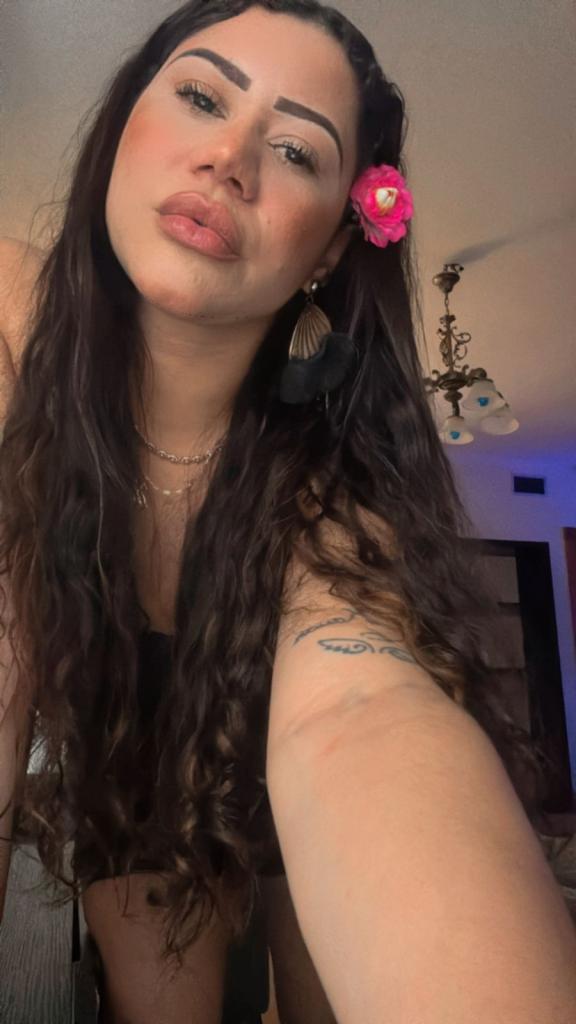 Chica busca chico en Almería: 