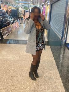 Chica busca chico en Asturias: 