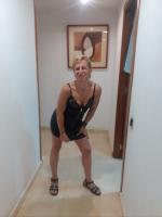 613826961: Chica busca chico en Barcelona