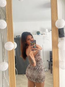 697946911: Travesti en Valencia