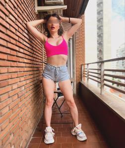 610780307: Chica busca chico en Barcelona