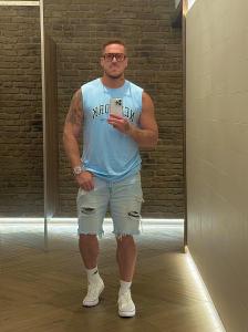 624846964: Chico busca chica en Barcelona