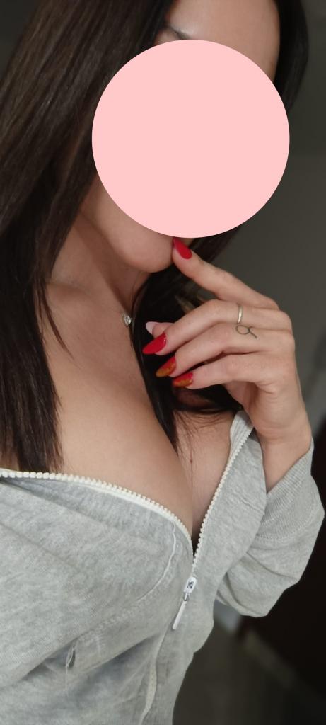 614117640: Chica busca chico en Almería