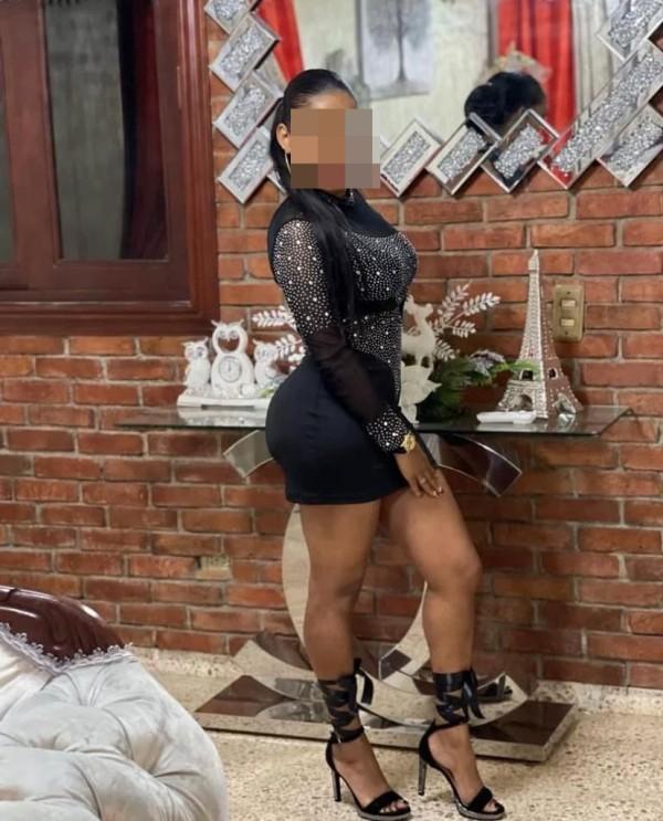 Chica busca chico en Almería: 