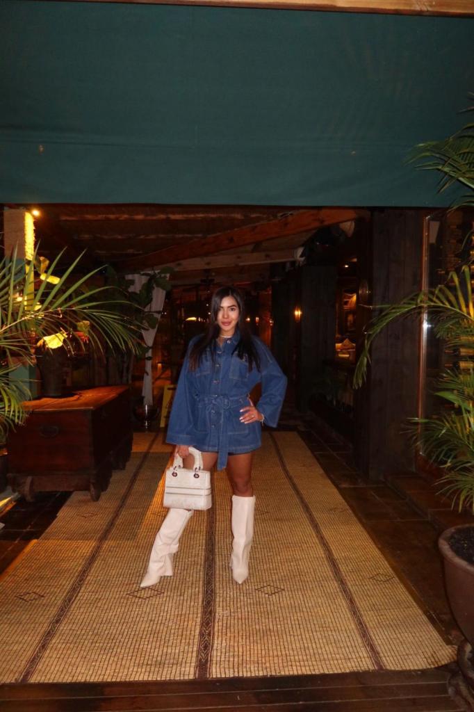 663462297: Chica busca chico en Cádiz