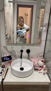 600906369: Chica busca chico en Asturias