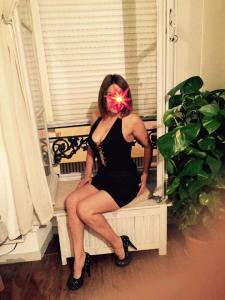 614367855: Chica busca chico en Pontevedra