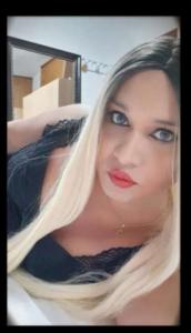 664308499: Transexual en Almería