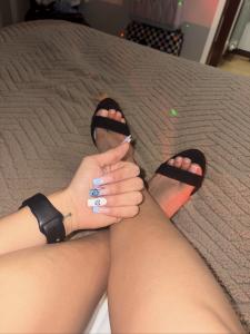 682419015: Chica busca chico en Pontevedra