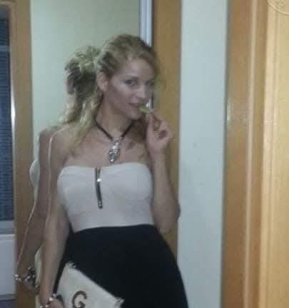 722119841: Chica busca chico en La Coruña