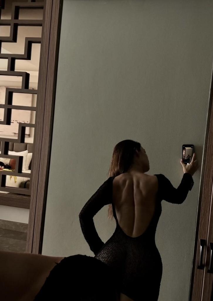 607626099: Chica busca chico en Barcelona