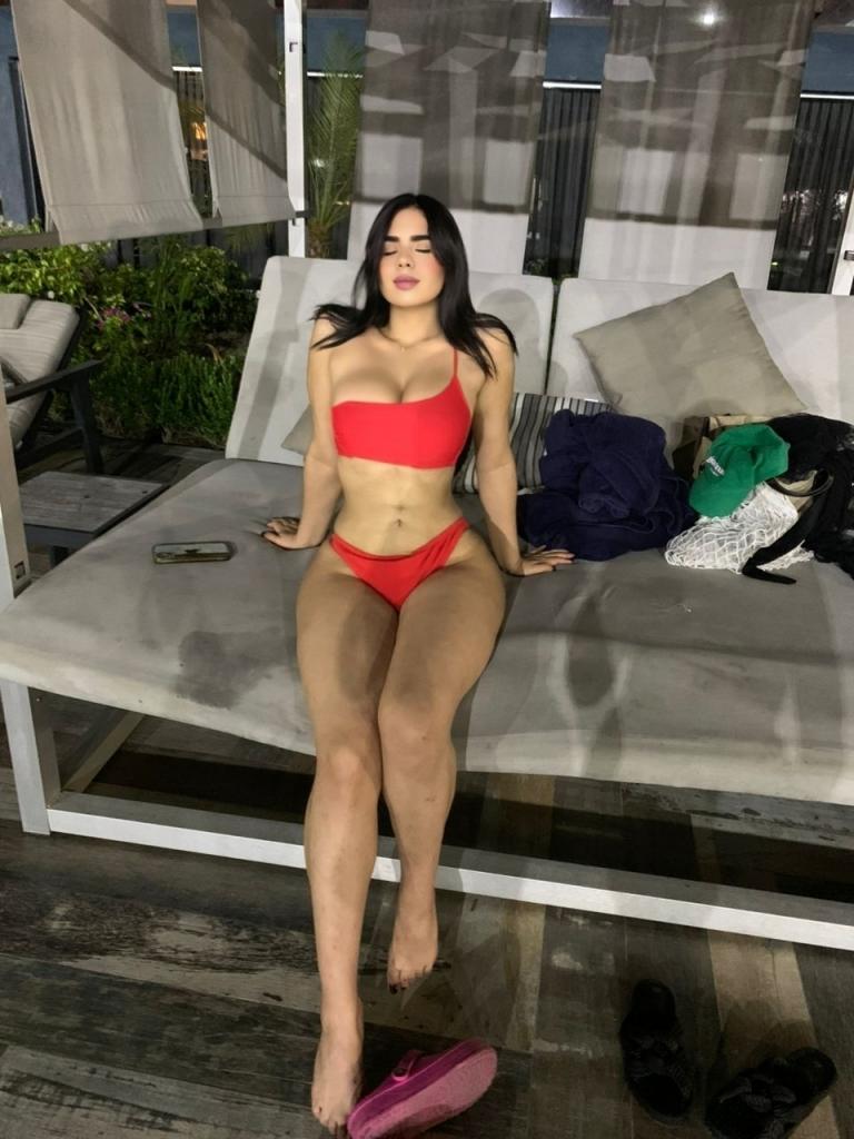 742094399: Chica busca chico en Burgos