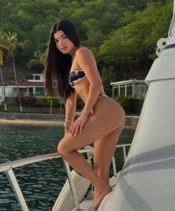 623721950: Chica busca chico en Murcia