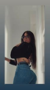 667881295: Chica busca chico en Jaén