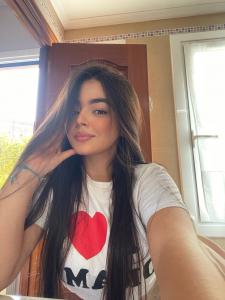 604190261: Chica busca chico en La Coruña