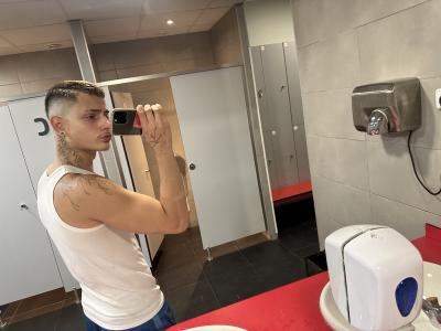 612461014: Chico busca chica en Madrid