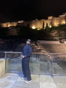 671349083: Chico busca chica en Málaga