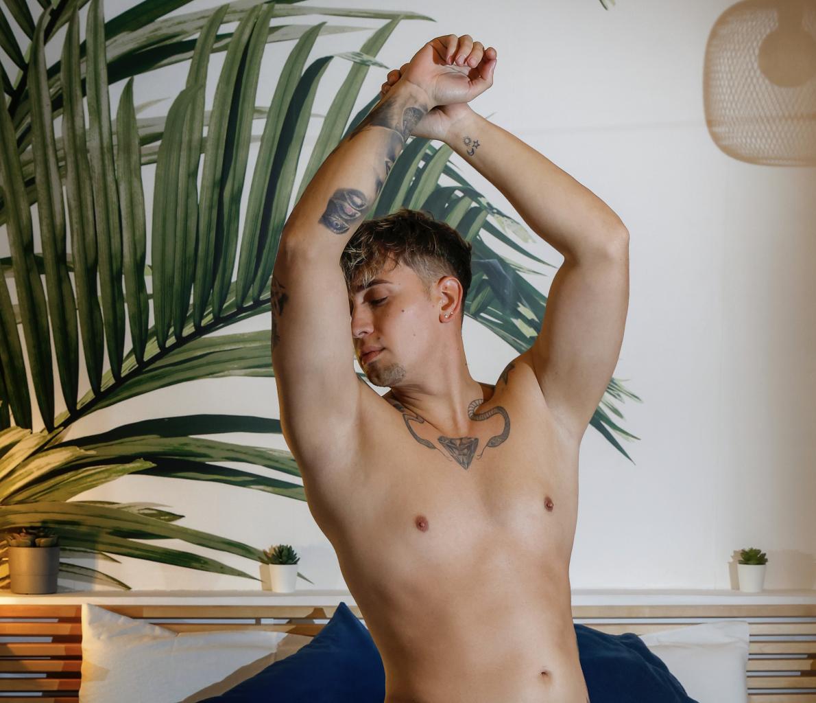 744756133: Chico busca chica en Las Palmas