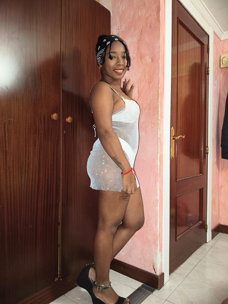 663439556: Chica busca chico en Valladolid