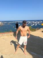 674372183: Chico busca chica en Barcelona