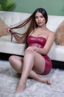 667637729: Chica busca chico en Barcelona