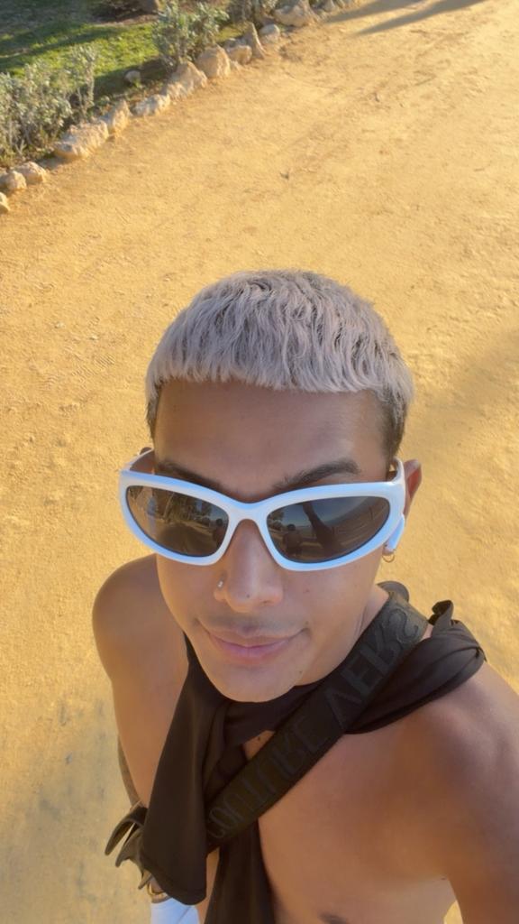 643695984: Chico busca chica en Málaga