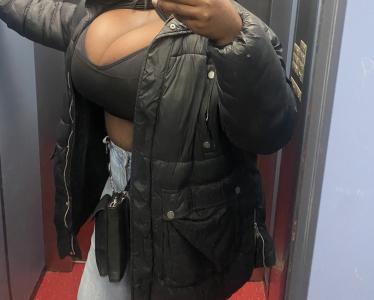 602598860: Chica busca chico en Gerona