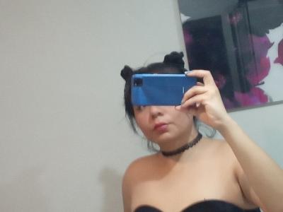 634166407: Chica busca chico en Navarra