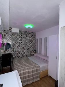 698947098:  en Alicante