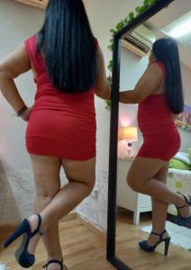 631904998: Chica busca chico en Barcelona