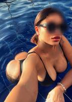 685720671: Chica busca chico en Sevilla