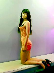 696678460: Chica busca chico en Barcelona