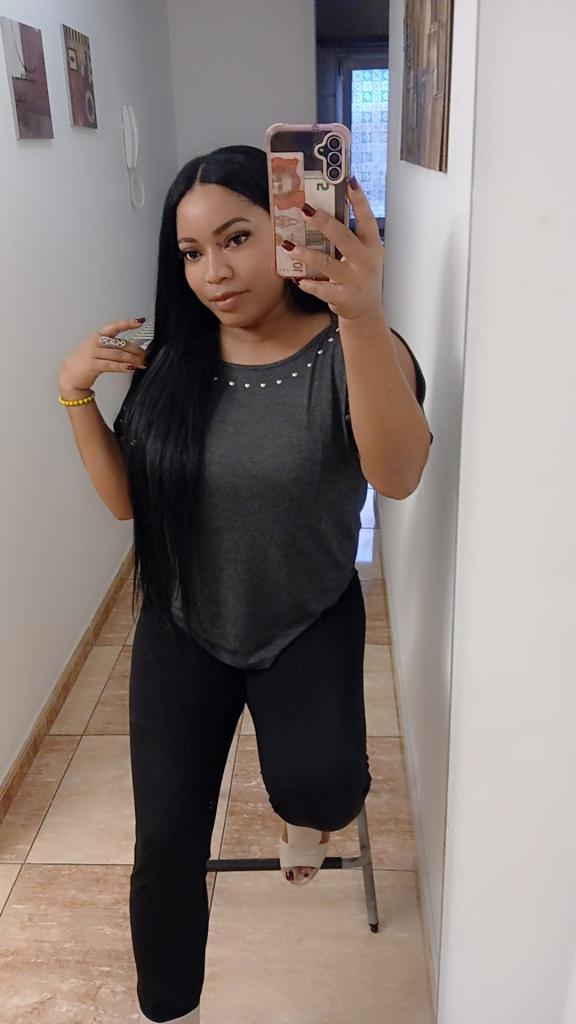 642053313: Chica busca chico en Tenerife