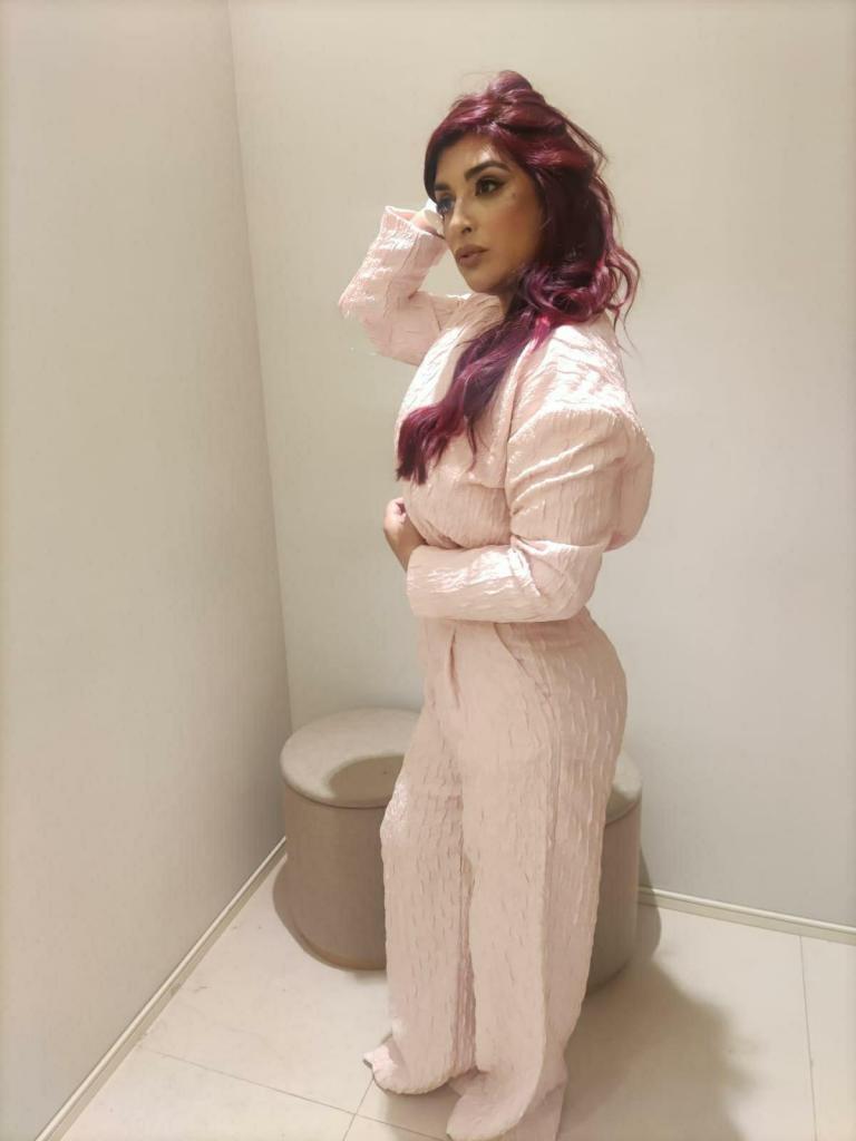 643790229: Chica busca chico en Málaga