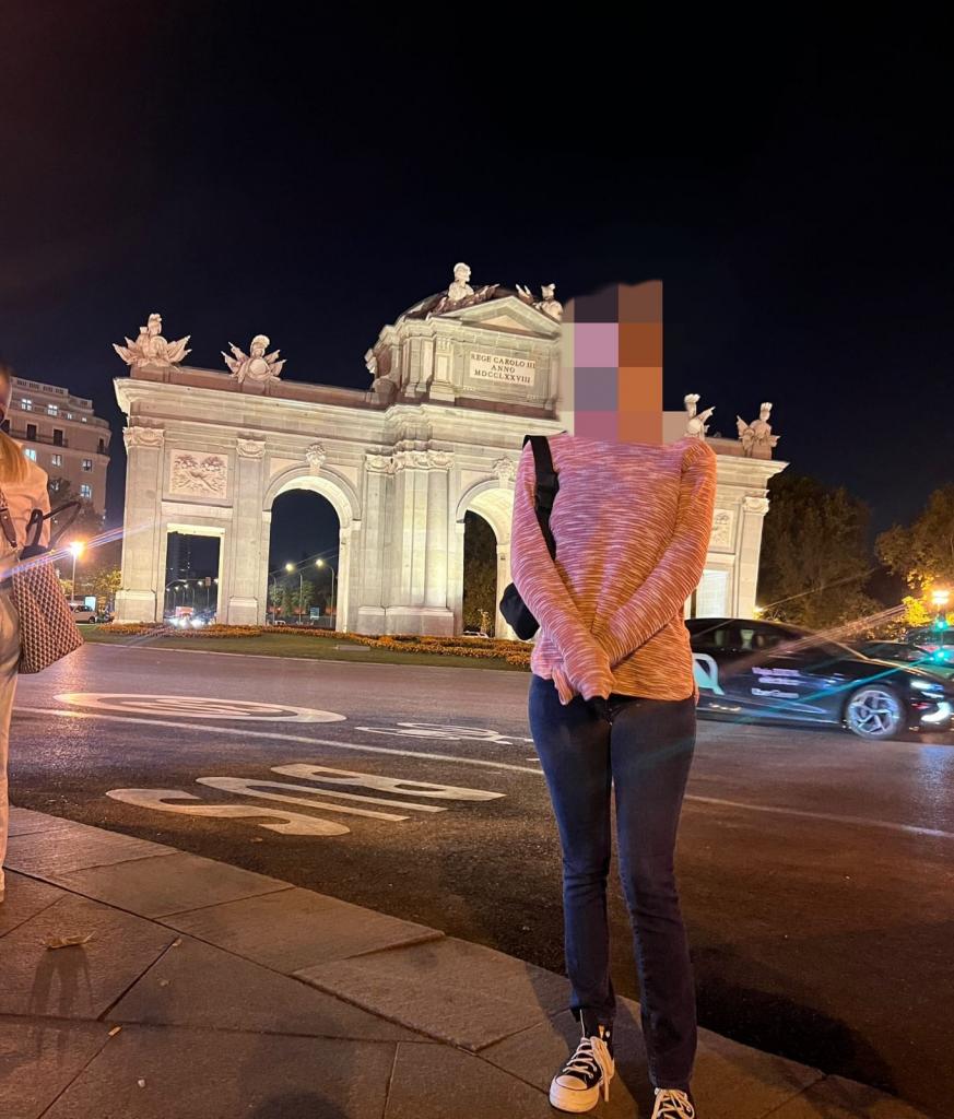 656618155: Chica busca chico en Madrid