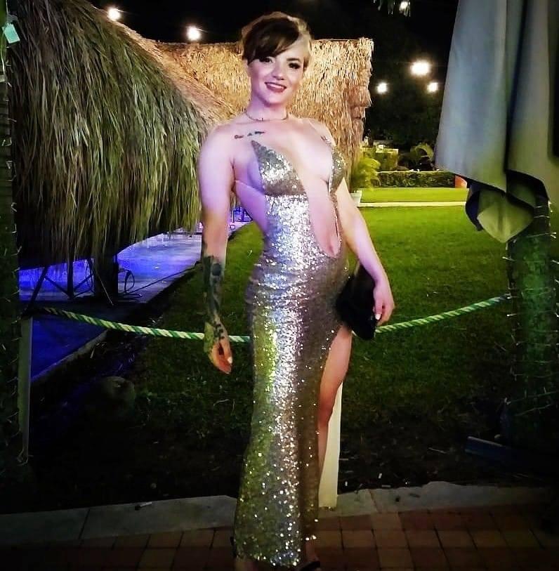 613437838: Chica busca chico en Tarragona