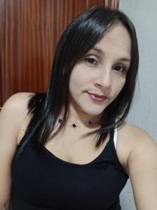 667795050: Chica busca chico en Huelva