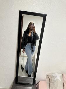 666735521: Chica busca chico en Barcelona