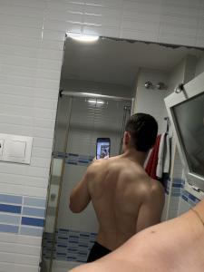 607597132: Chico busca chica en Almería