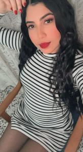 661120993: Chica busca chico en Barcelona