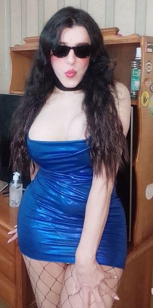 697455526: Transexual en La Coruña