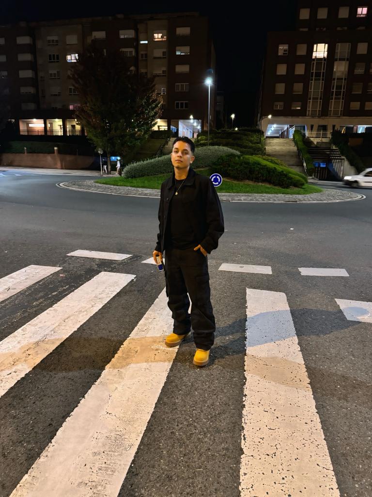 678600069: Chico busca chica en Guipúzcoa